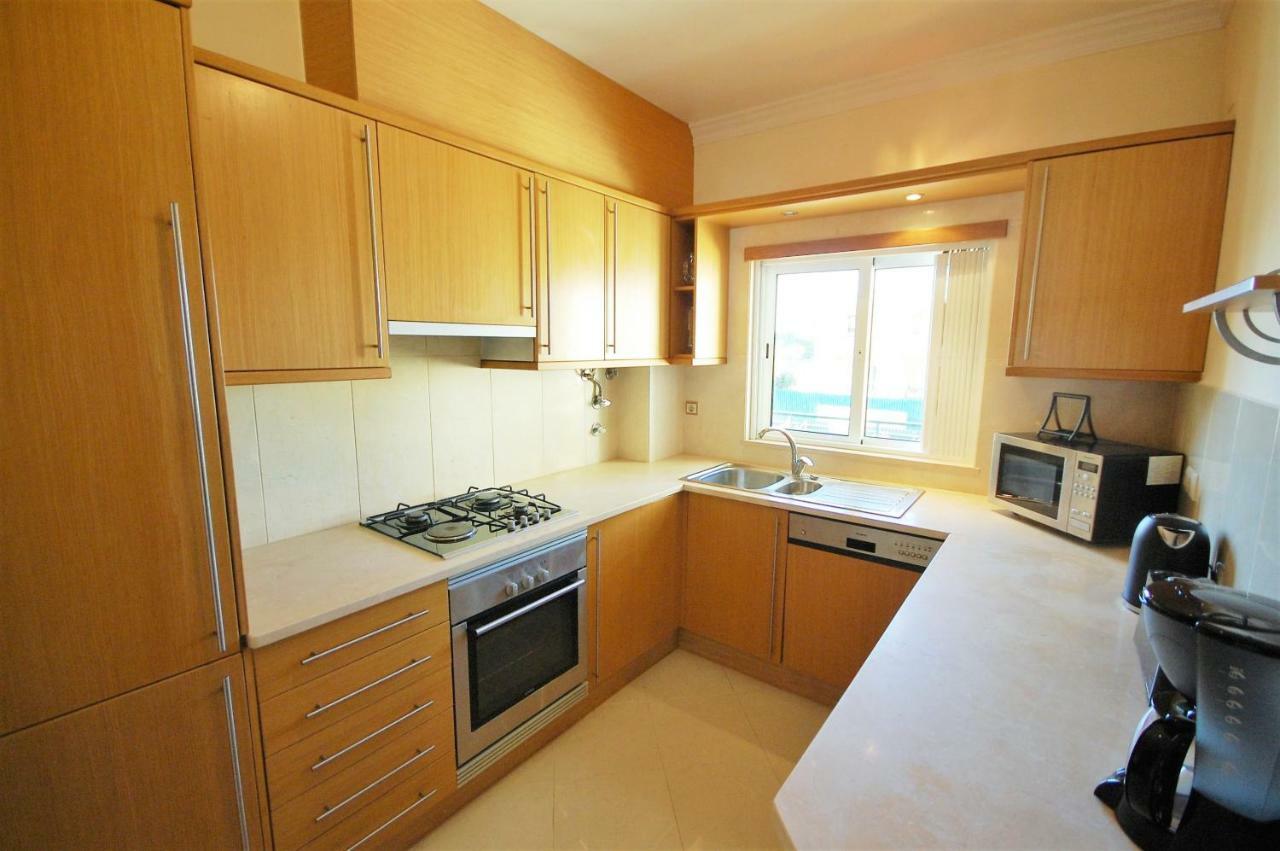 Appartement Coelha - Pool - Free Wi-fi - Air Con