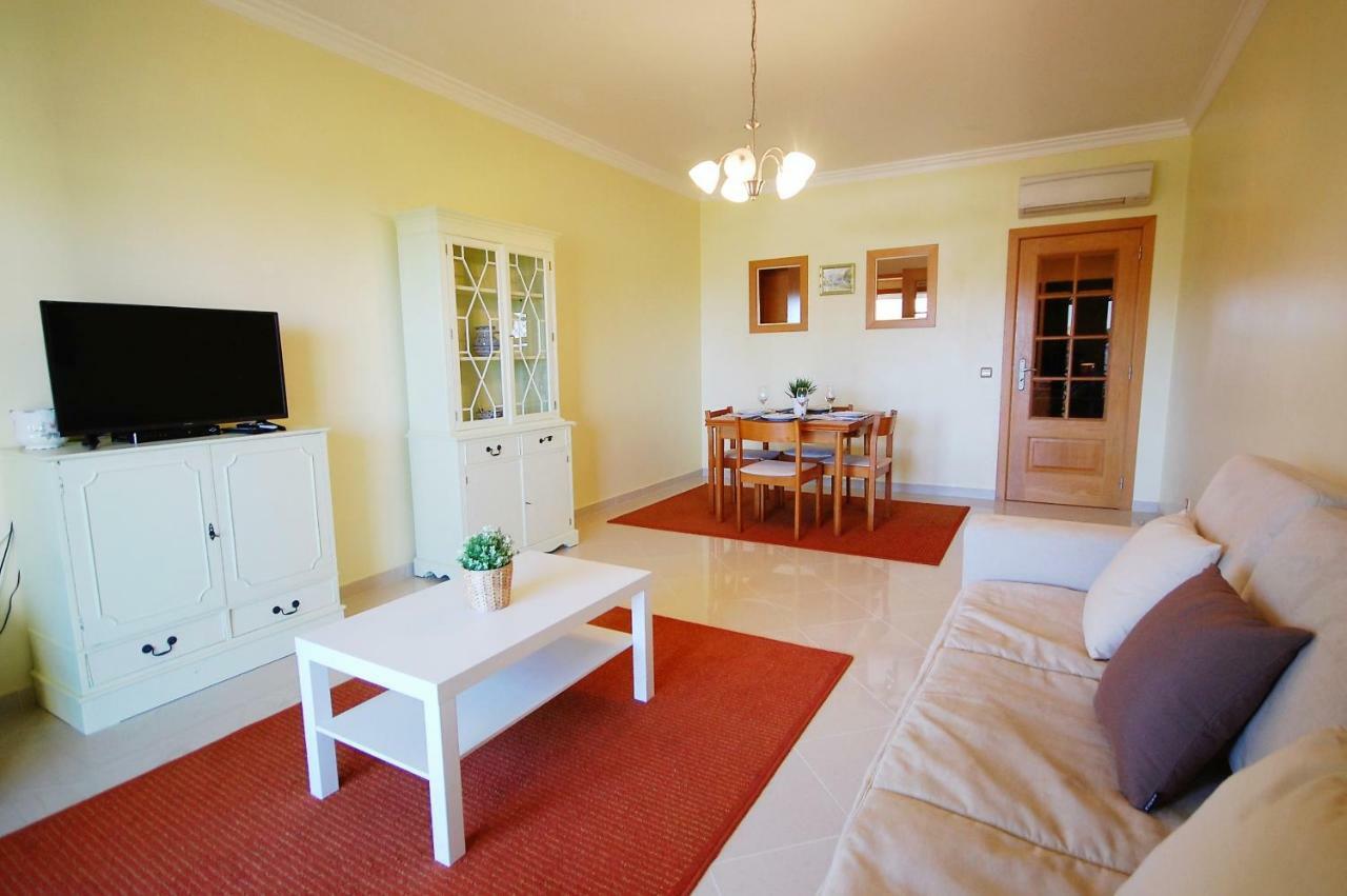 Appartement Coelha - Pool - Free Wi-fi - Air Con